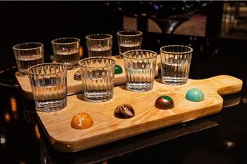 Mezcal y cacao: fusión culinaria que honra las raíces mexicanas