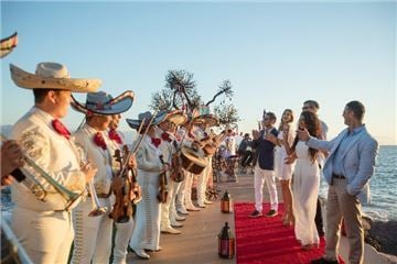 Velas Resorts celebra el 5 de mayo con sabores únicos, cocteles festivos y rituales de bienestar ancestrales en sus propiedades en México