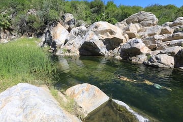 Explora cascadas, cañones y más tesoros naturales de Baja California en la nueva experiencia de Mar del Cabo