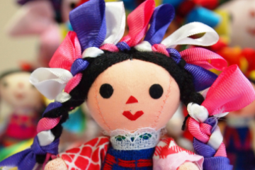 Nuevo taller de muñecas tradicionales mexicanas en Grand Velas Riviera Nayarit
