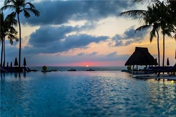 Cómo crear un Baño de Luna en casa: técnicas, consejos y nueva experiencia disponible en Velas Resorts
