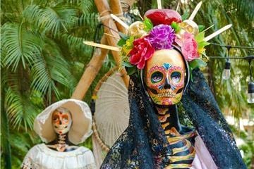 Nueva celebración con catrinas para el Día de Muertos en Velas Vallarta