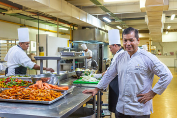 Conoce los secretos culinarios en la espectacular cocina de Grand Velas Riviera Maya: un nuevo tour para foodies y curiosos.